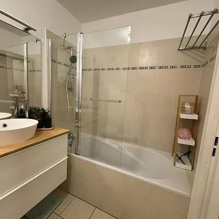 Elegant Near La Defense And Arena *