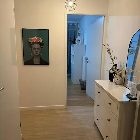Elegant Near La Defense And Arena *